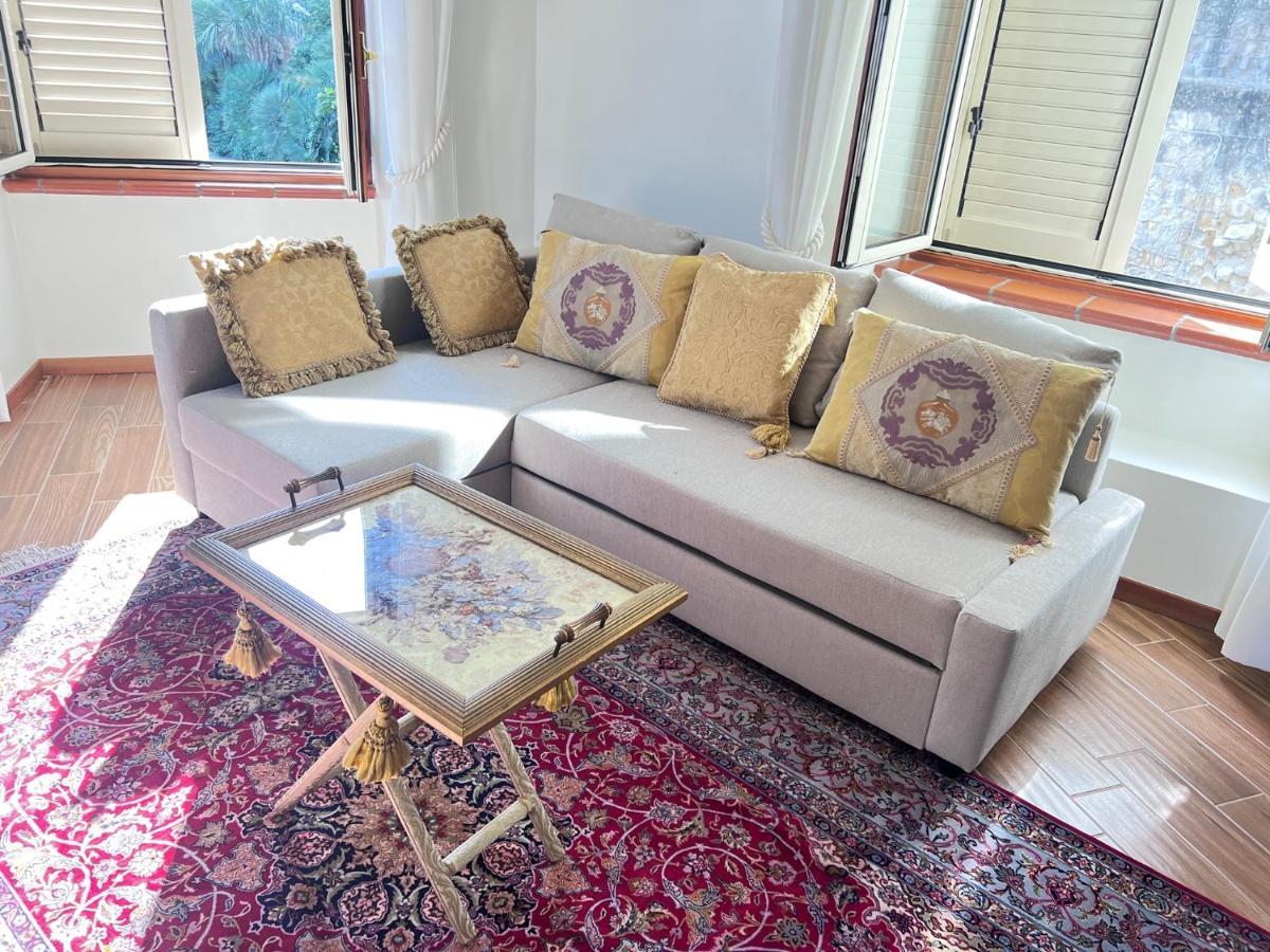 Residenza Borgo Marinaro Daire Napoli Dış mekan fotoğraf